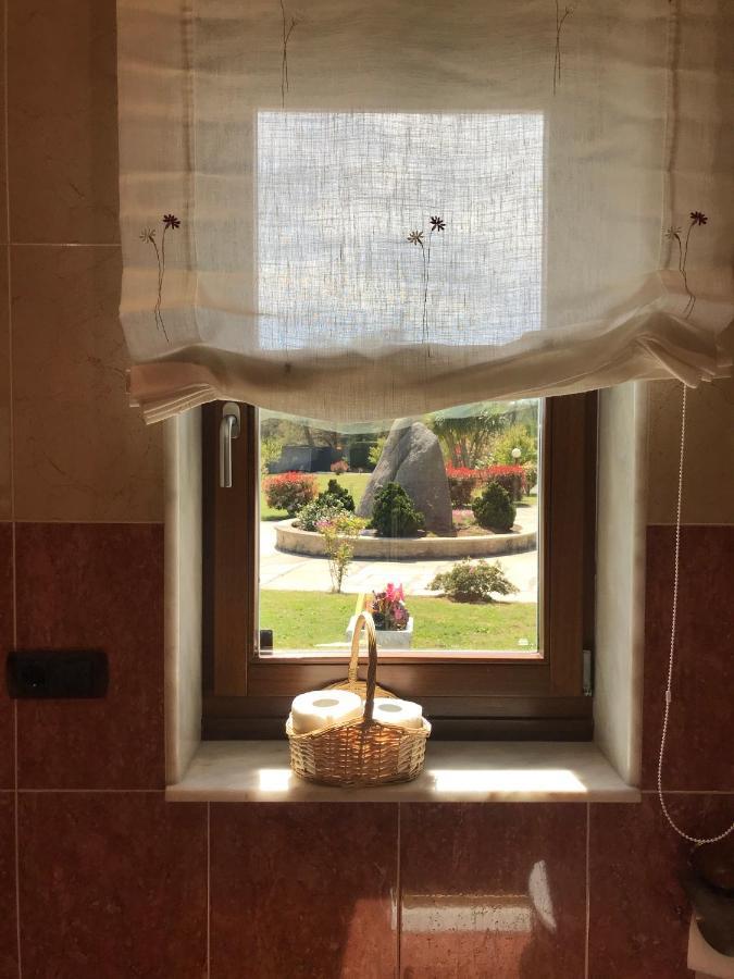 Hotel Batan Vilalba Bagian luar foto