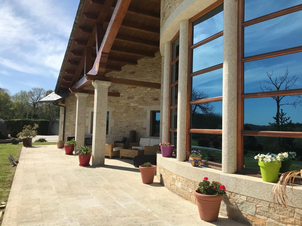 Hotel Batan Vilalba Bagian luar foto